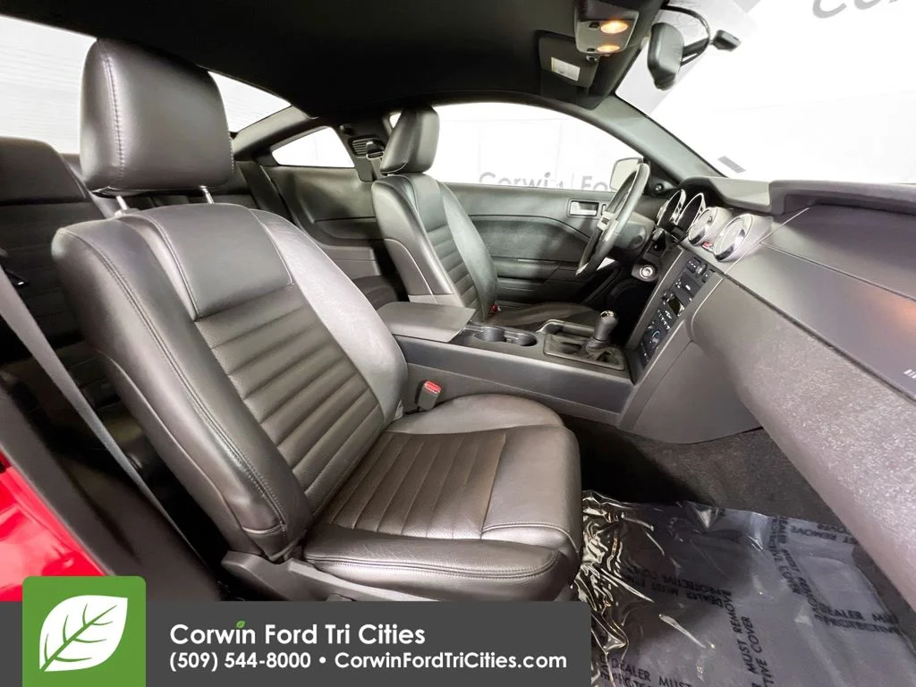Used 2007 Redfire Clearcoat Metallic Ford GT Premium image 17
