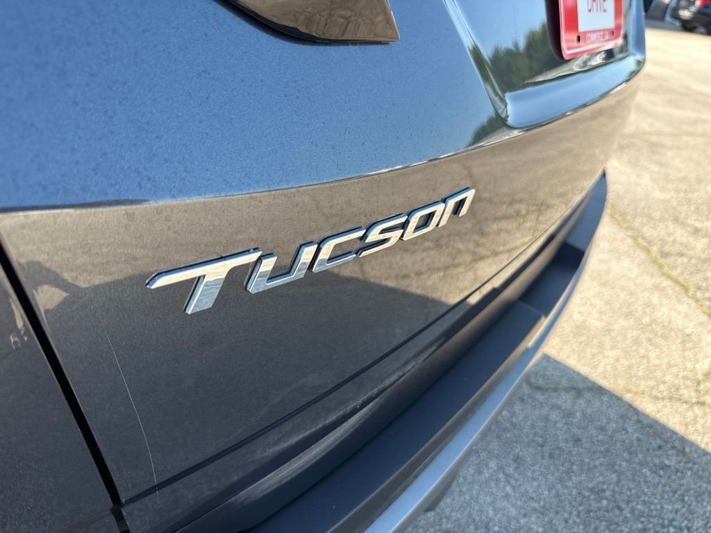 Used 2024 Dark Gray Metallic Hyundai Limited image 17
