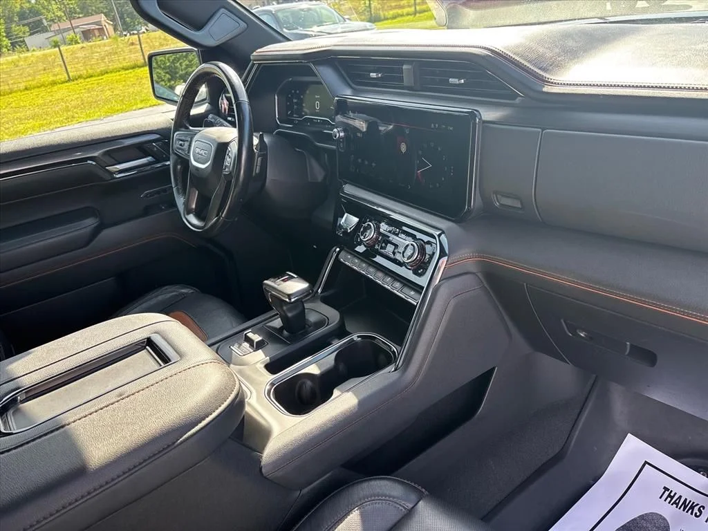 Used 2022 Black GMC AT4 image 13