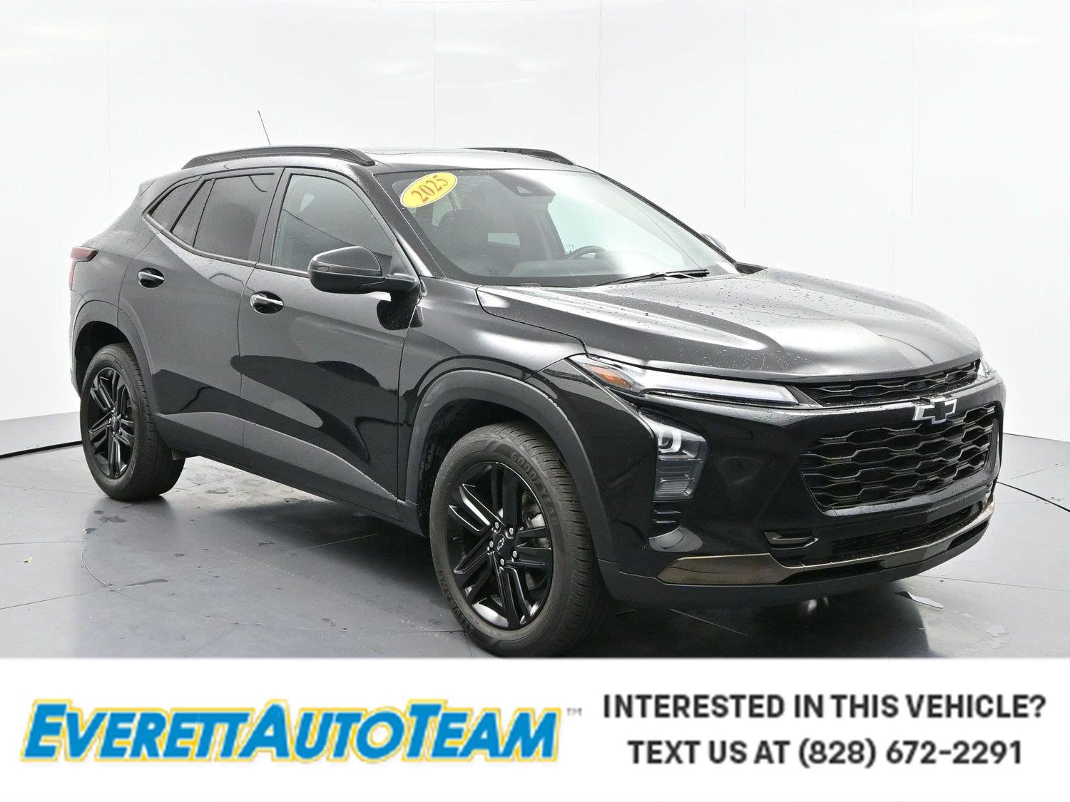 Used 2025 Mosaic Black Metallic Chevrolet ACTIV image 1
