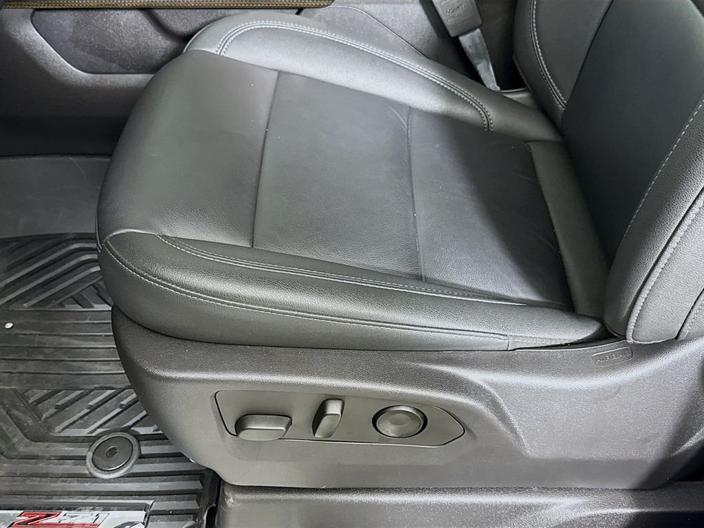 Used 2024 Summit White Chevrolet RST image 20