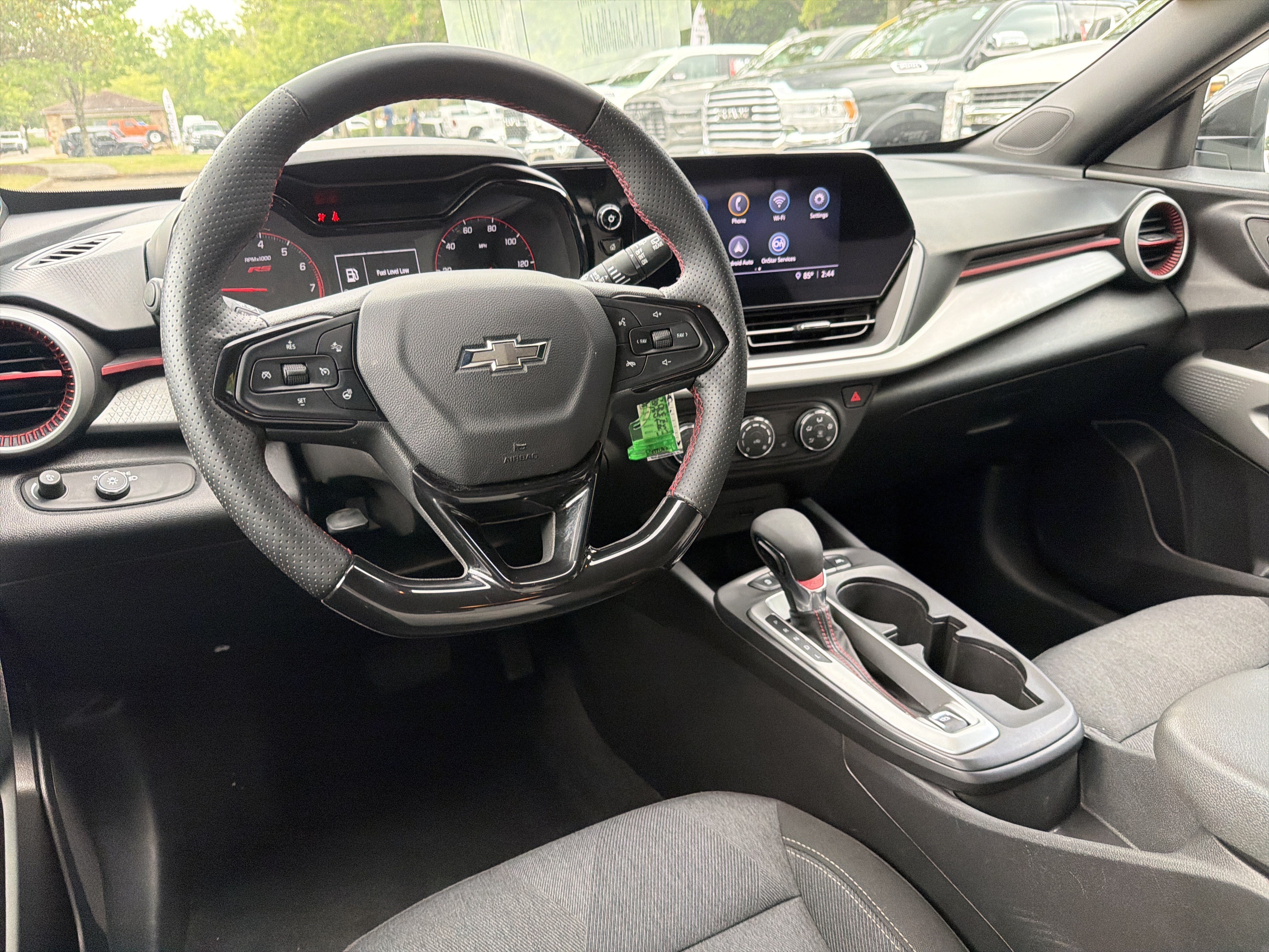 Used 2024 Summit White Chevrolet 1RS image 21