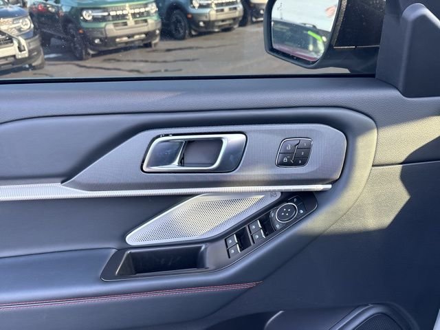 New 2026 Star White Metallic Tri-Coat Ford ST image 14