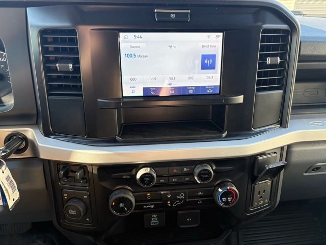 2026 Ford F-550SD — photo 14