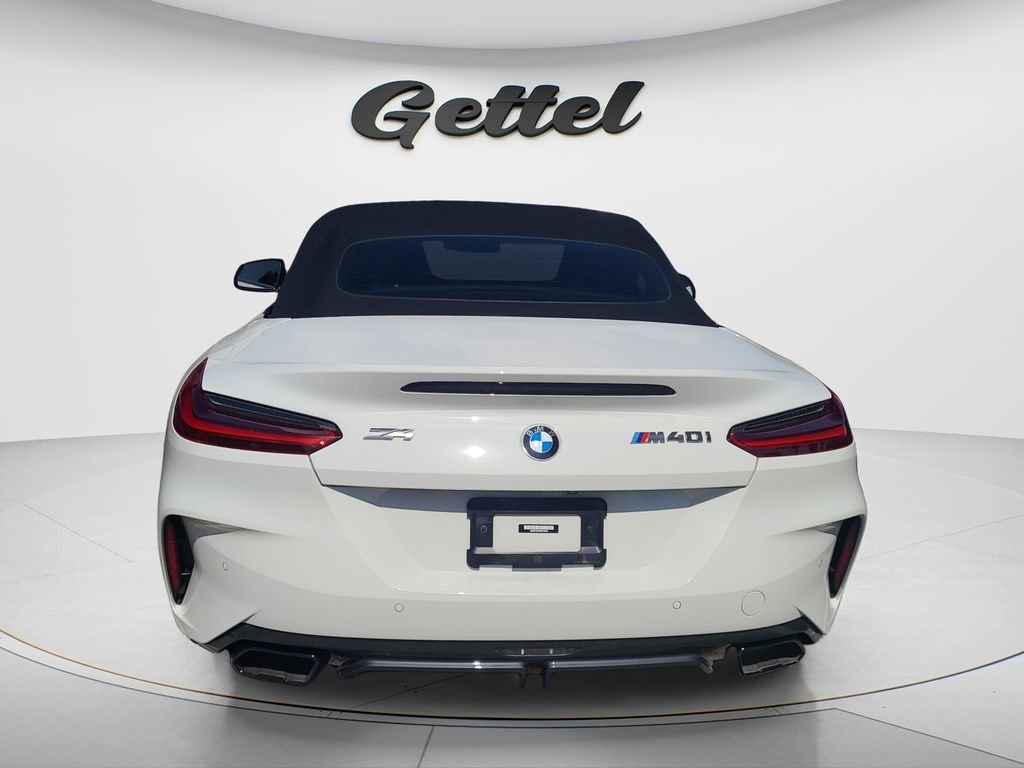 Used 2023 White BMW sDrive M40i image 5