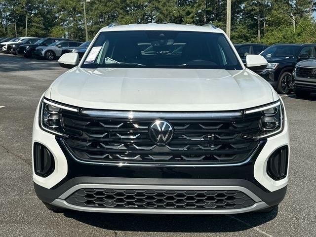 New 2026 White Volkswagen SE image 2