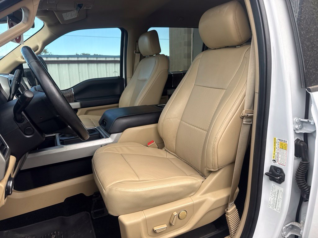 Used 2019 Oxford White Ford Lariat image 14