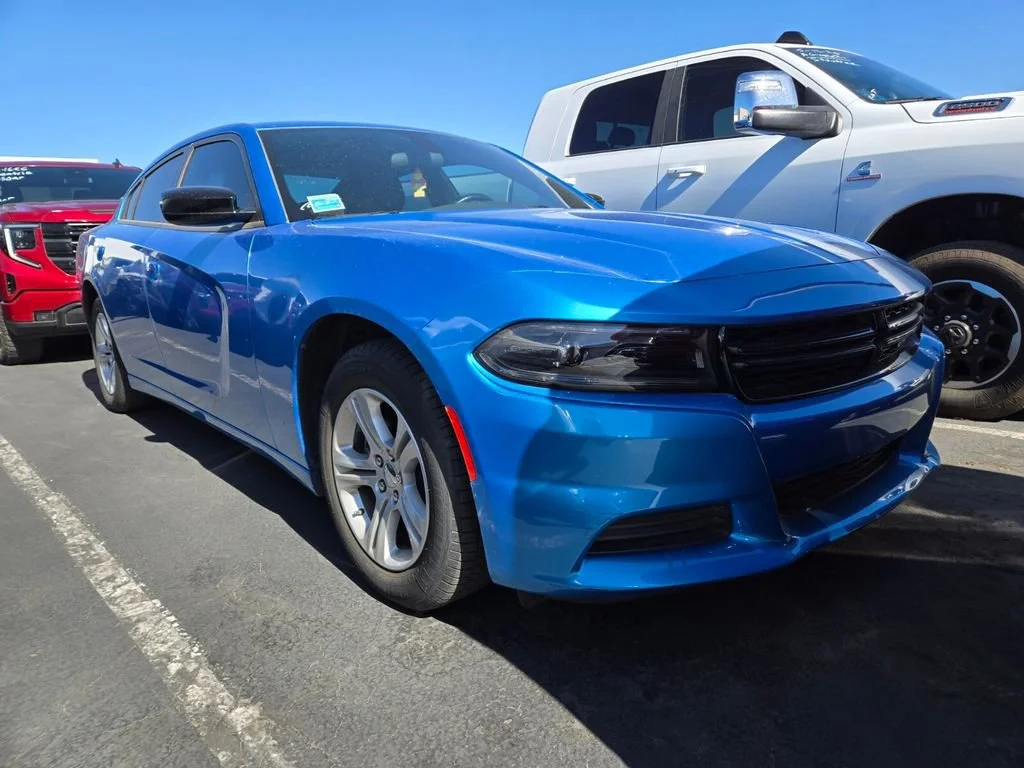 Used 2023 B5 Blue Pearlcoat Dodge SXT image 4