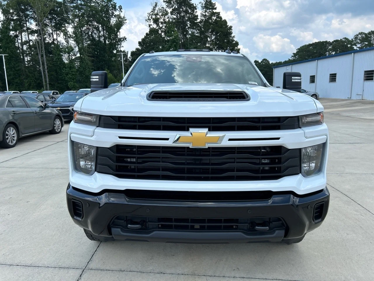 New 2026 Summit White Chevrolet Custom image 5