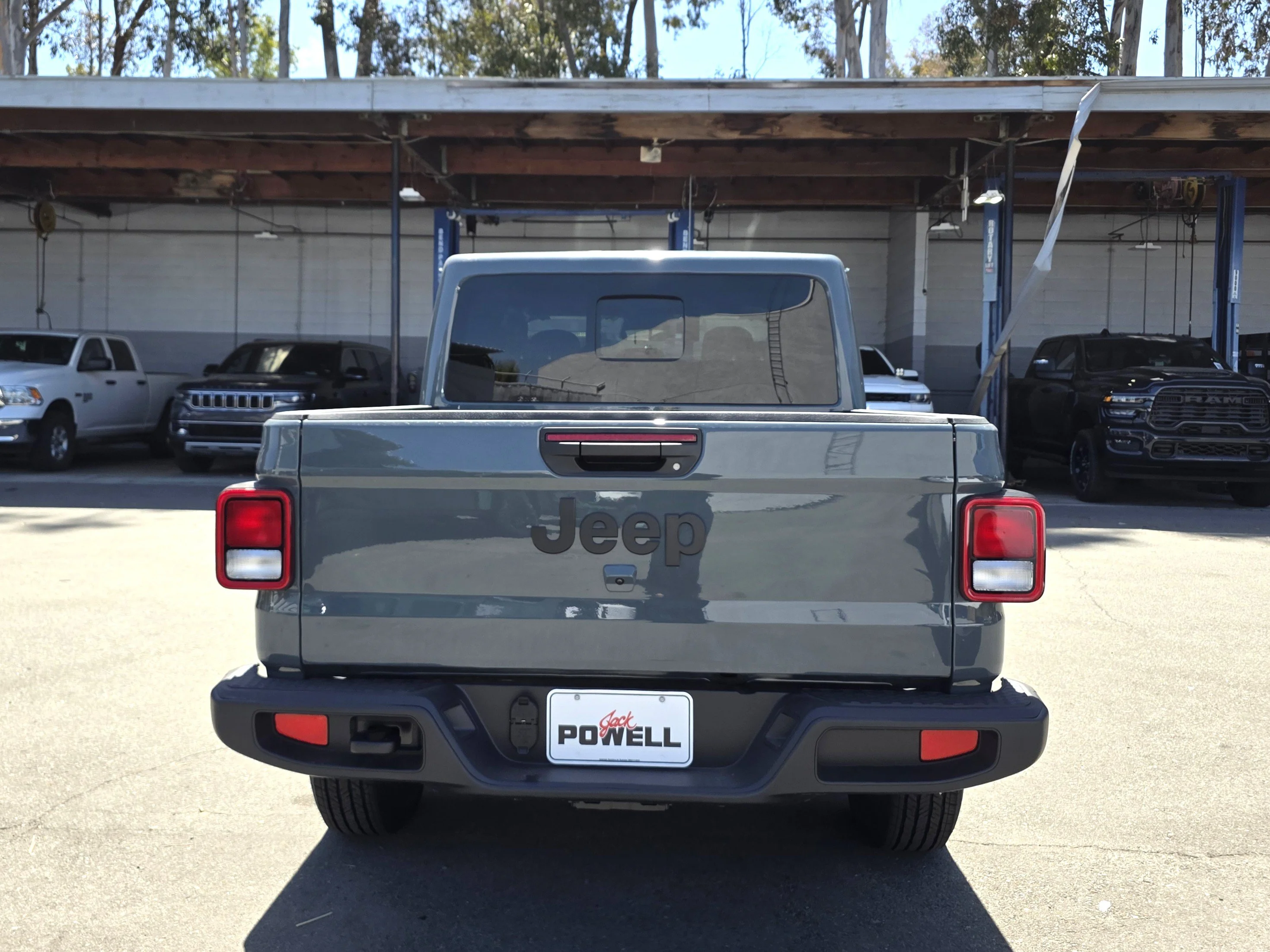 New 2026 Anvil Clearcoat Jeep Sport S image 4