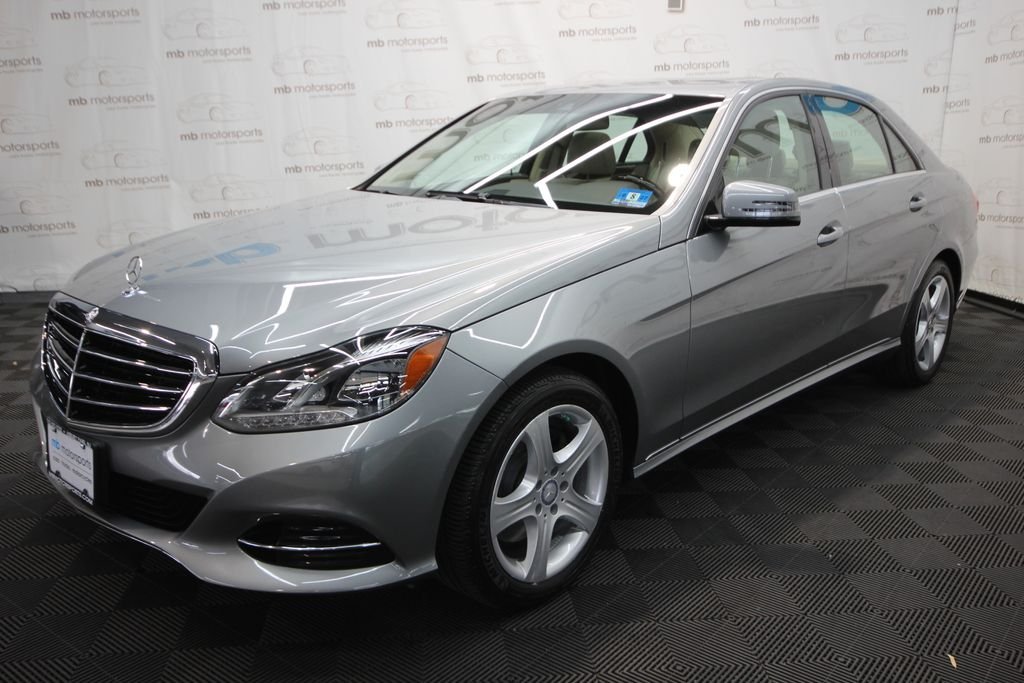 2014 Mercedes-Benz E-Class's photo