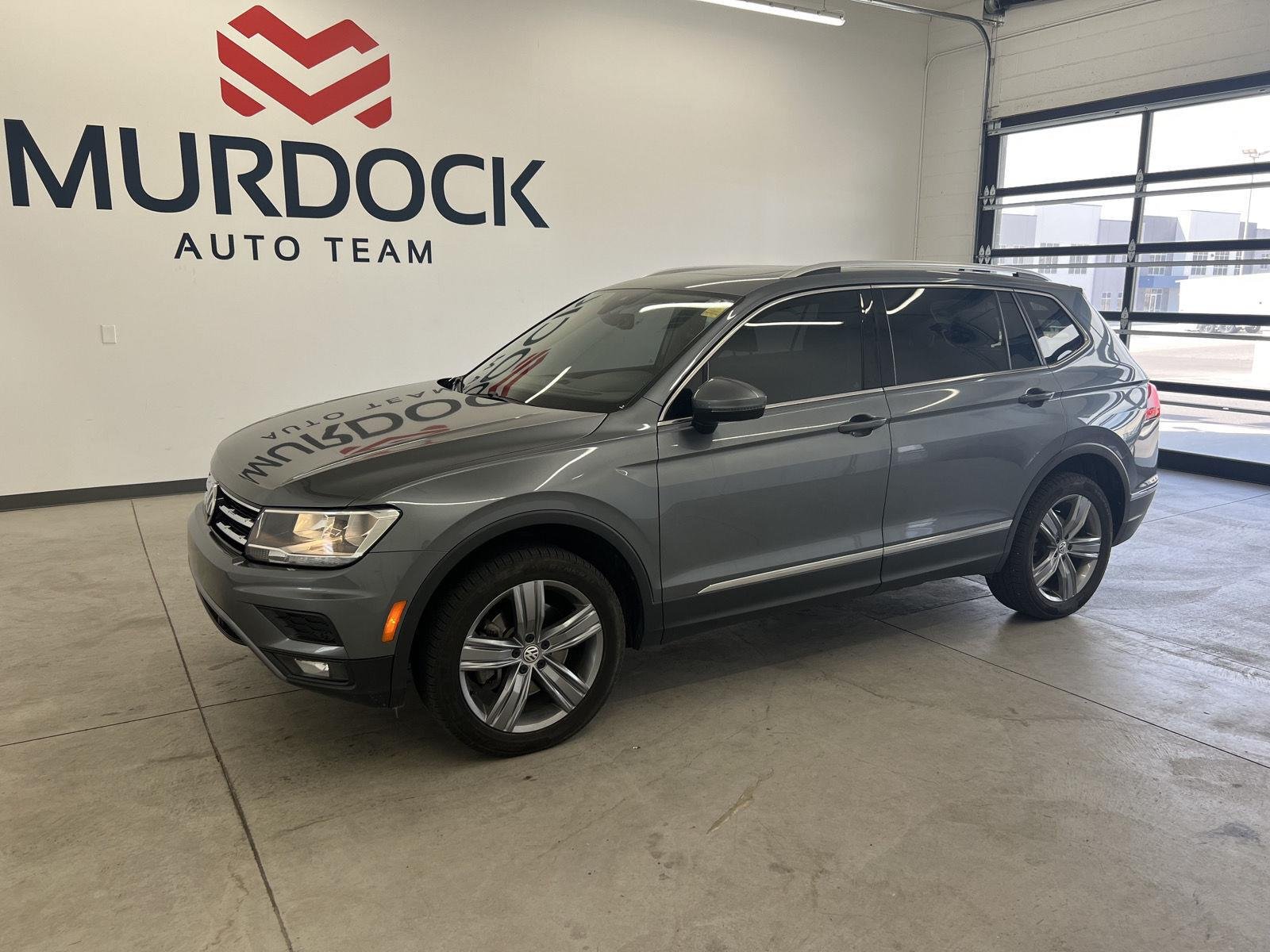 Used 2020 Platinum Gray Metallic Volkswagen SEL image 1