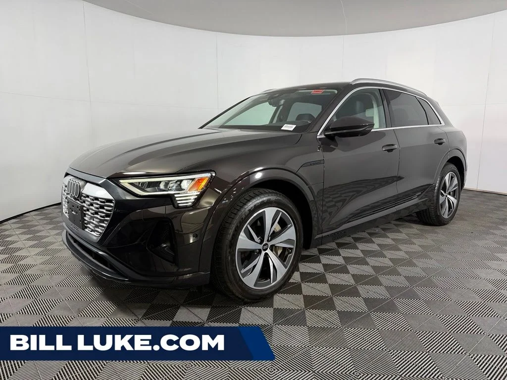 2024 Audi Q8 e-tron
