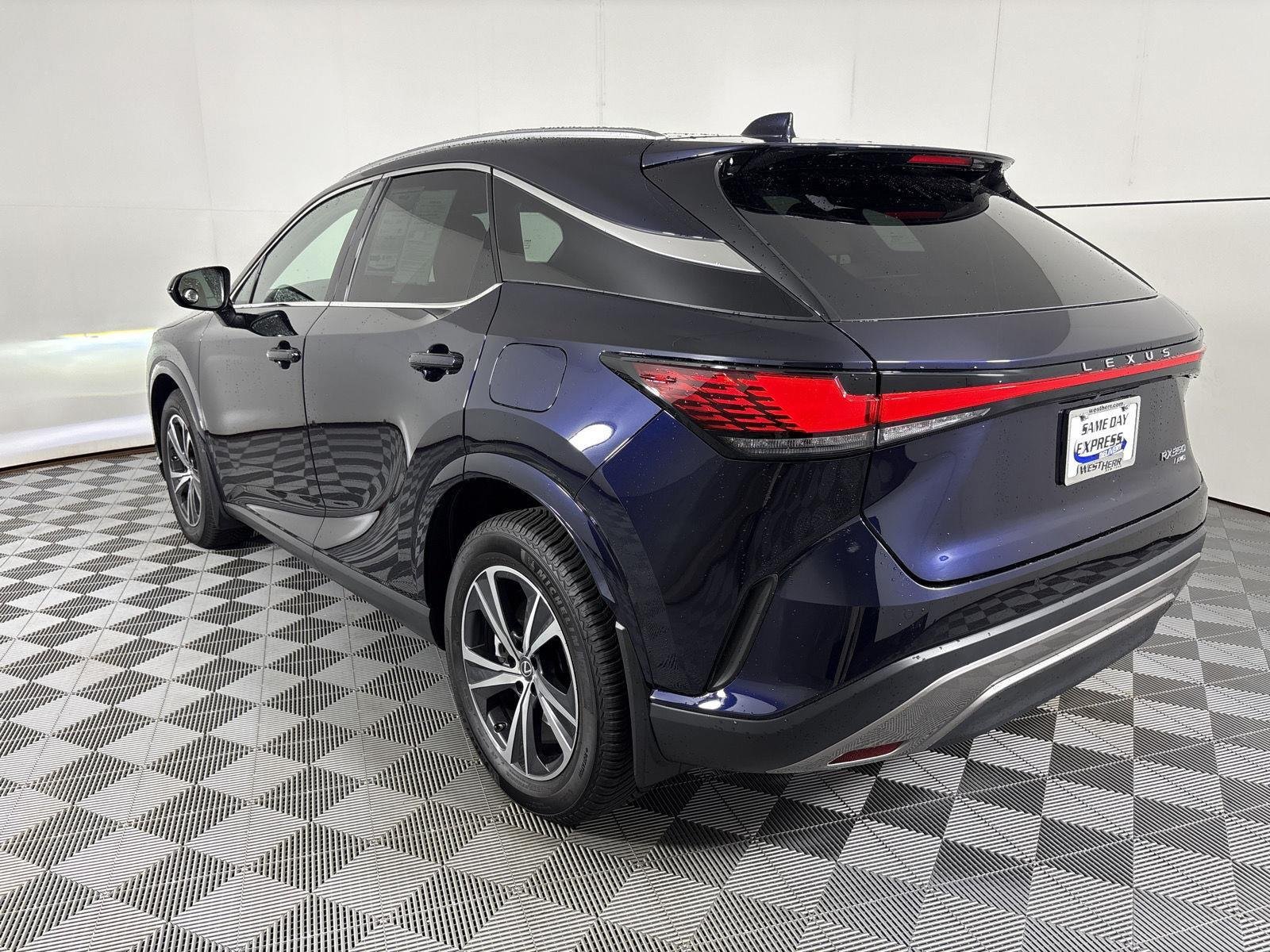 Used 2025 Nightfall Mica Lexus Premium image 16