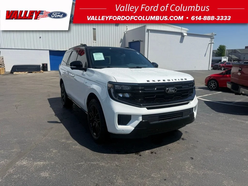 2025 Ford Expedition Platinum 4x4's photo