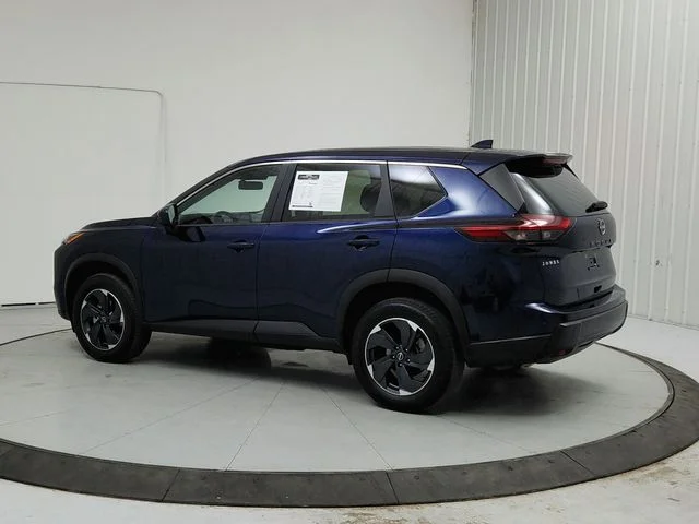 Used 2025 Blue Nissan SV image 5