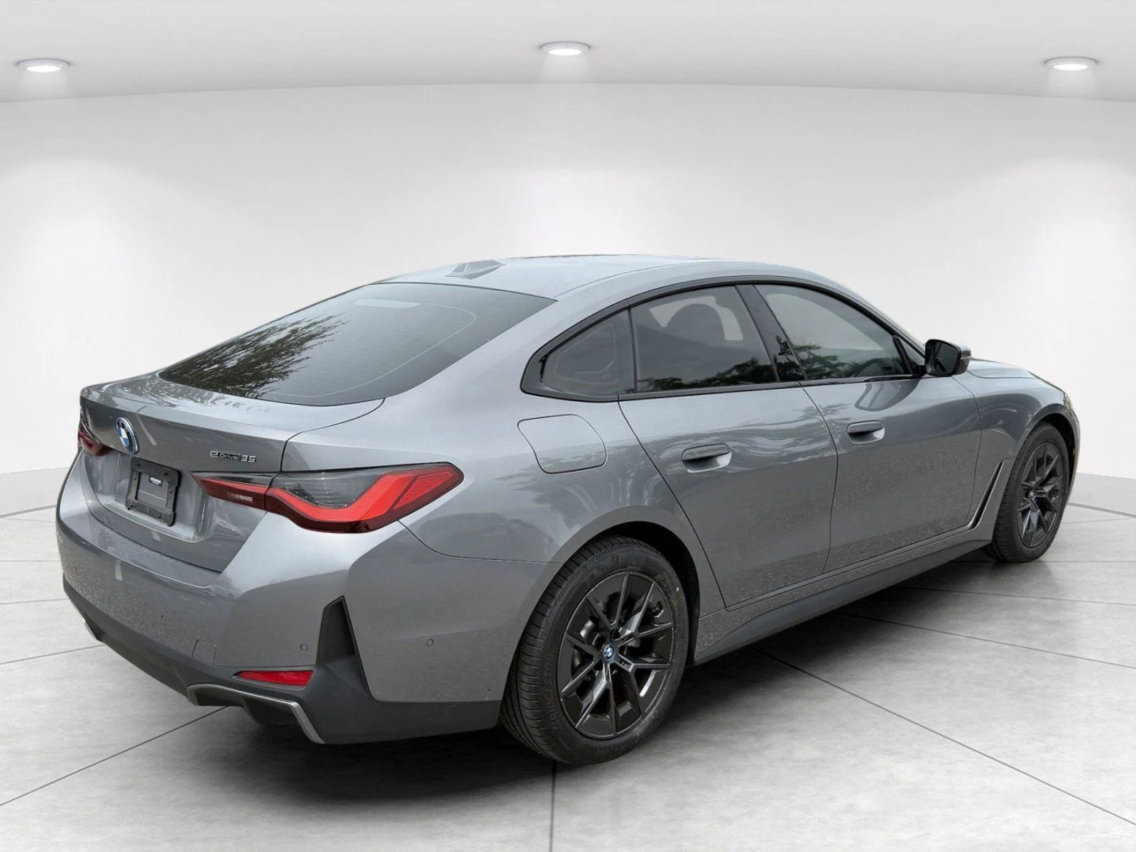 Used 2023 Skyscraper Grey Metallic BMW eDrive35 image 4