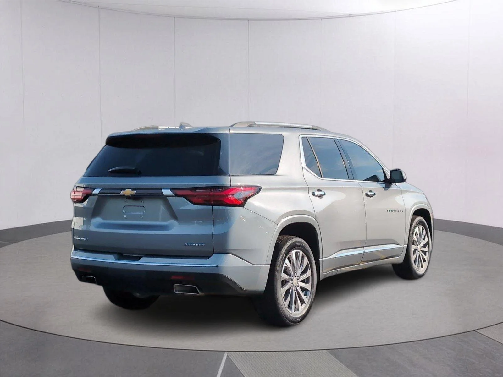 Used 2023 Sterling Gray Metallic Chevrolet Premier image 5