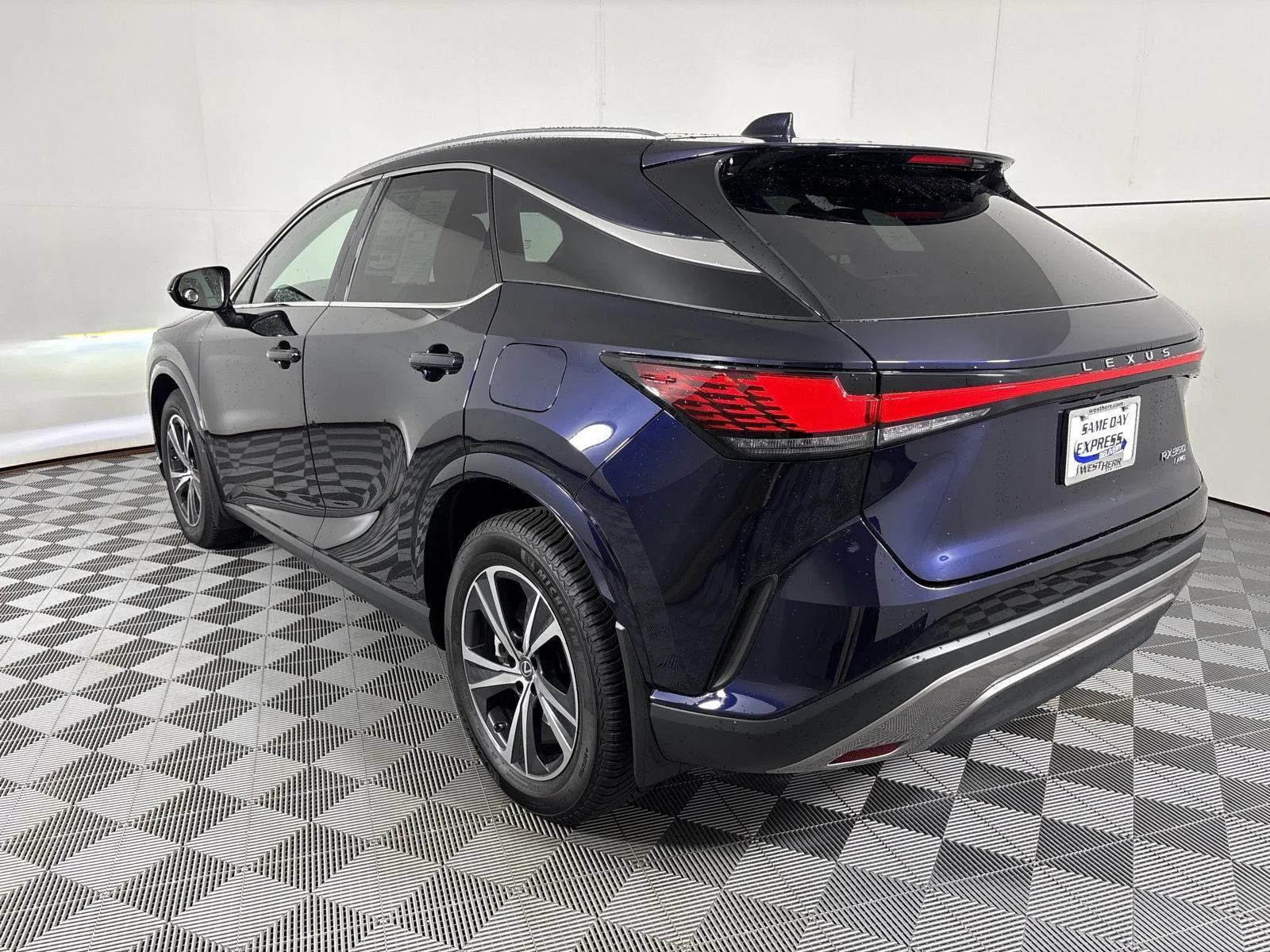 Used 2025 Nightfall Mica Lexus Premium image 16