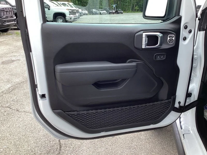 New 2026 Bright White Clearcoat Jeep Sport image 16