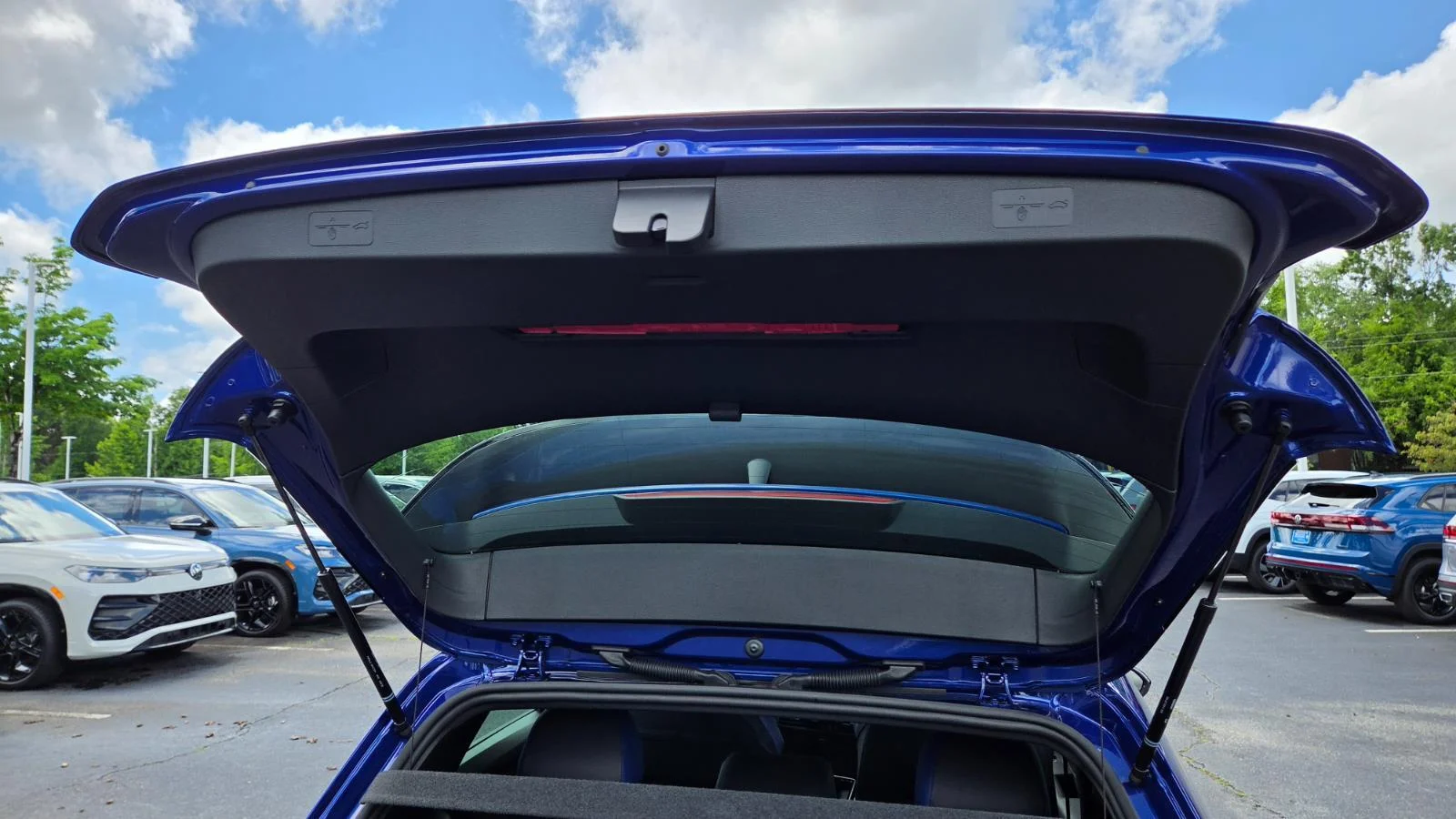 New 2026 Lapiz Blue Metallic Volkswagen  image 75