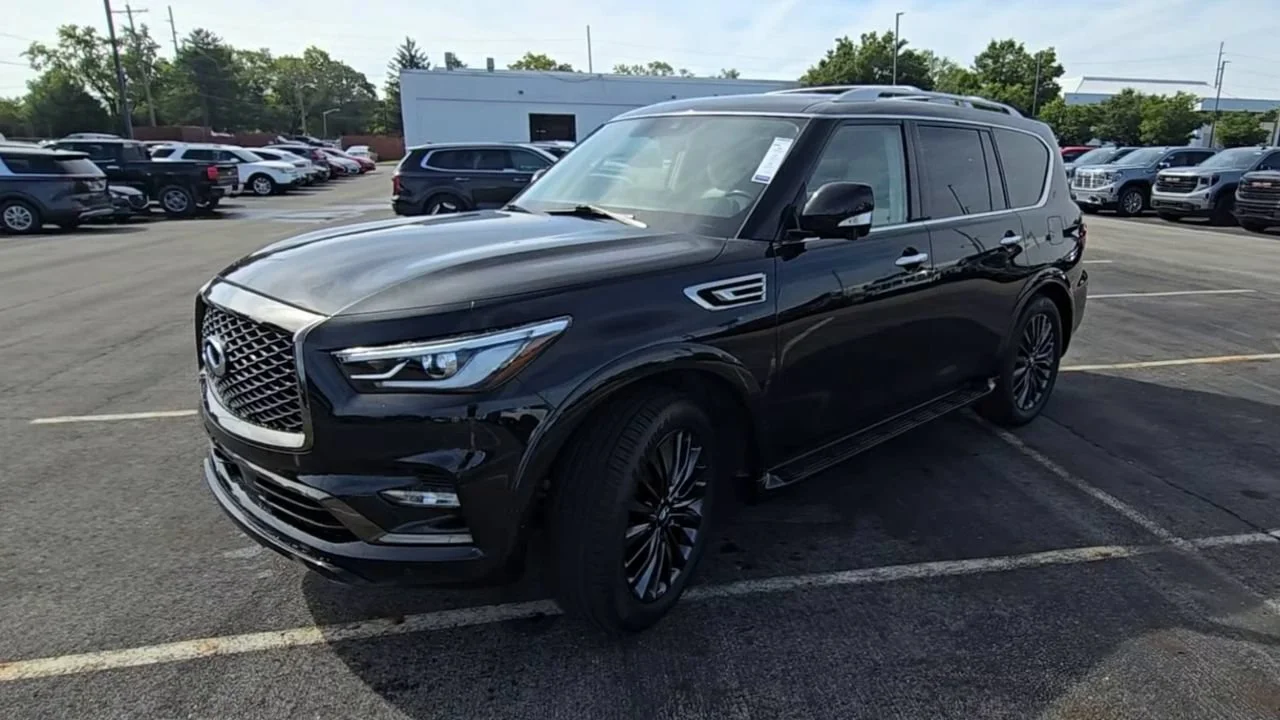 Used 2022 Black INFINITI PREMIUM SELECT AWD image 4