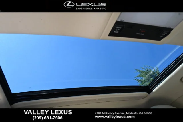 Used 2015  Lexus 460 image 6