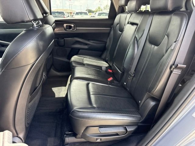 Used 2024 Silver Kia S image 12