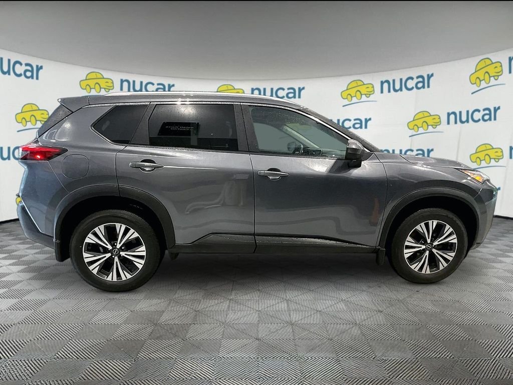 Used 2023 Gray Nissan SV image 8