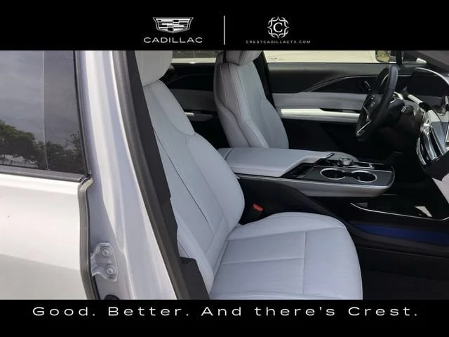 Used 2024 Crystal White Tricoat CADILLAC Luxury 1 image 27