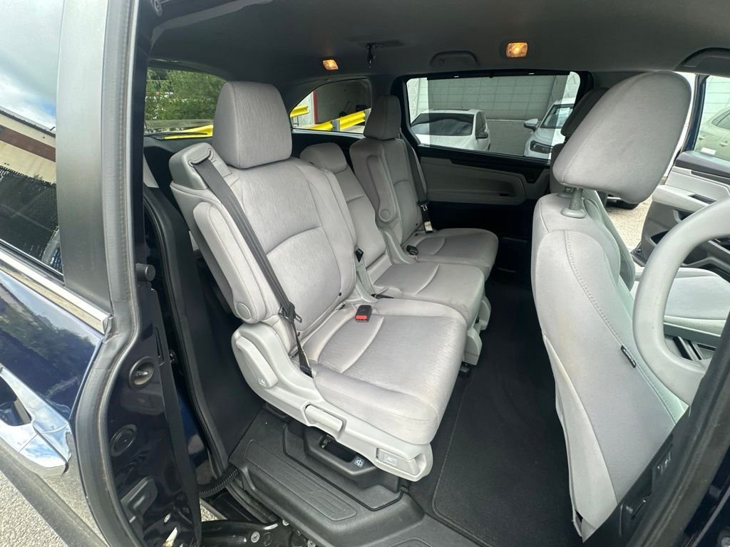Used 2018  Honda EX image 31