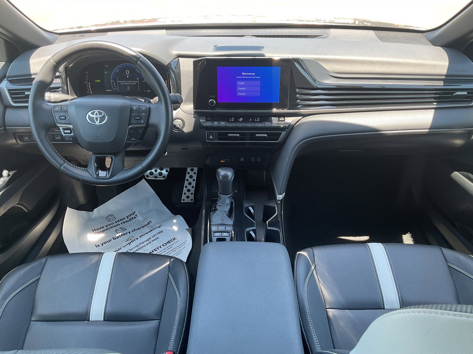 Certified Used 2025 Heavy Metal Toyota SE image 18