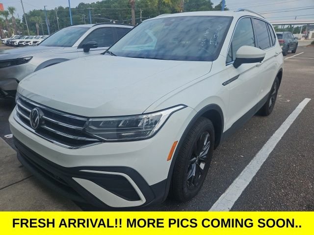 Used 2024 White Volkswagen 2.0T SE image 1