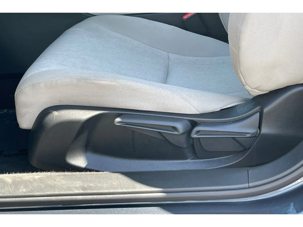 Used 2024 Meteorite Gray Metallic Honda LX image 13