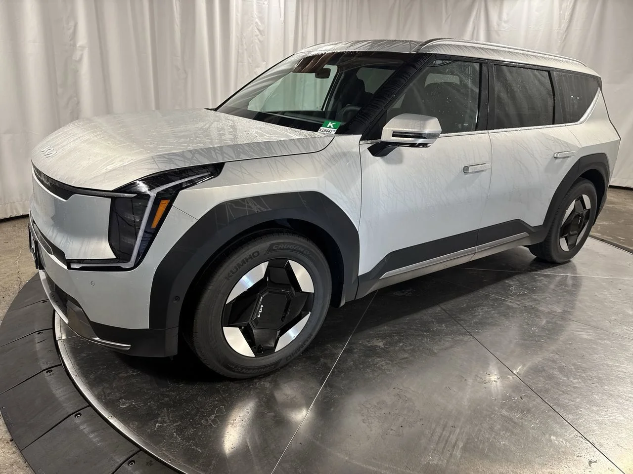 2026 Kia EV9 Wind AWD's photo