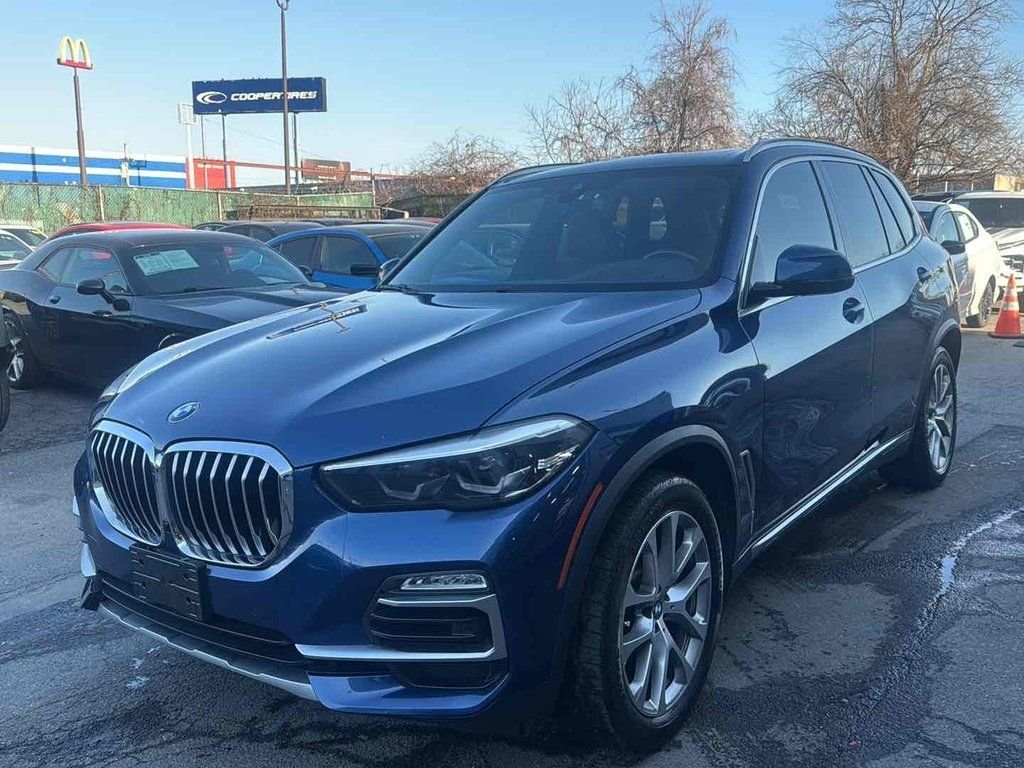 Used 2020 Blue BMW xDrive40i image 1