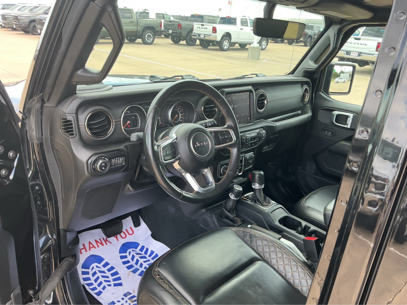 Used 2022 Black Clearcoat Jeep High Altitude image 13