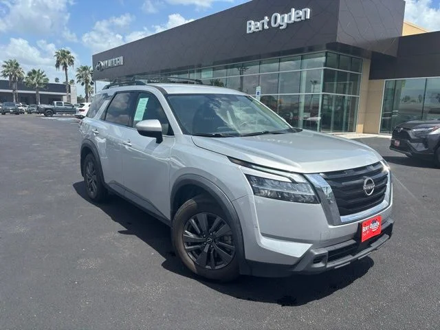 Used 2022 Silver Nissan SV image 1