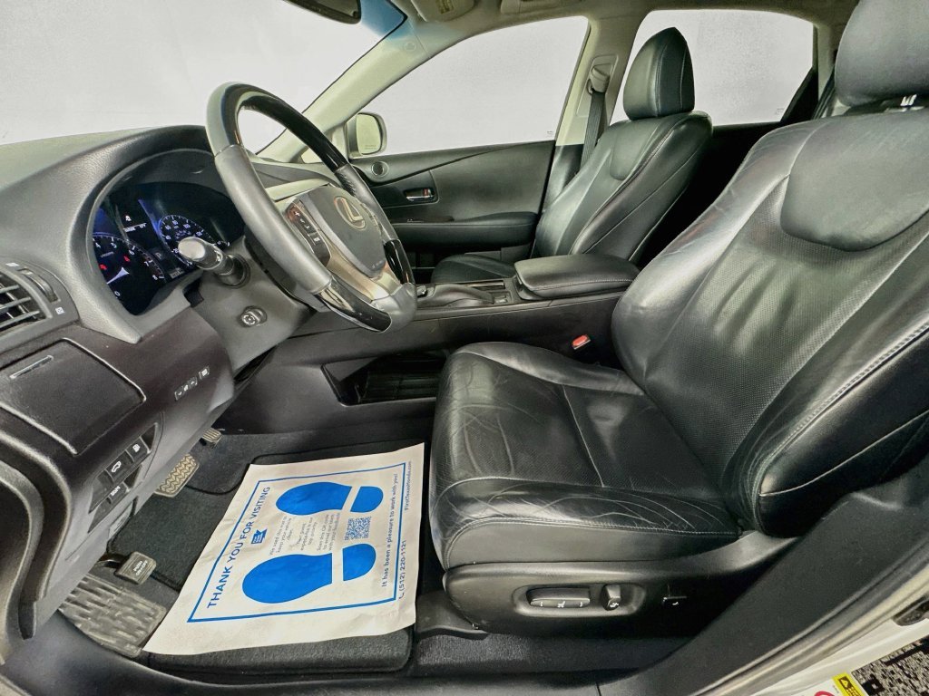 Used 2015 Silver Lexus 350 image 24