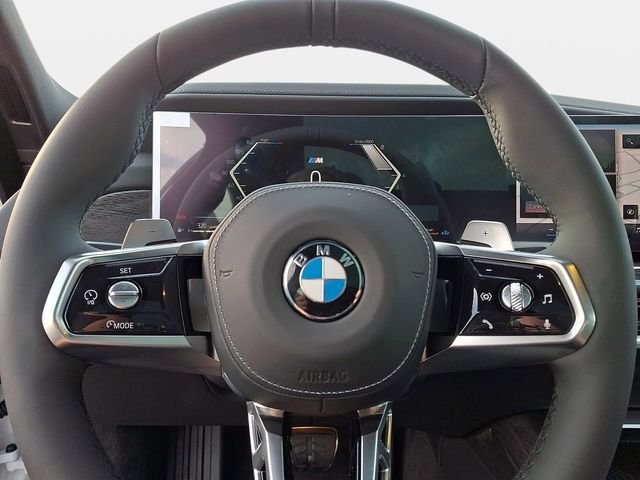 New 2026 Mineral White Metallic BMW 760i xDrive image 16