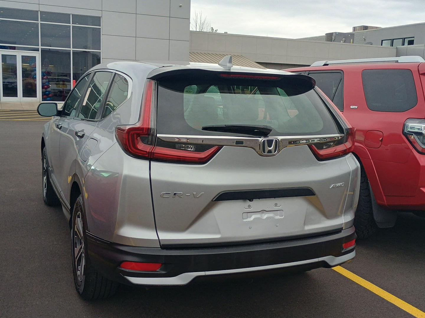 Used 2020 Lunar Silver Metallic Honda LX image 3