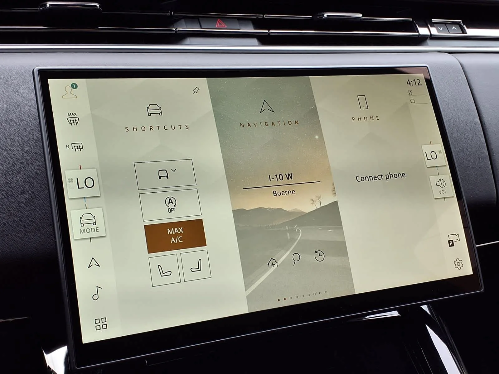 New 2026 Borasco Grey Land Rover Dynamic SE image 11
