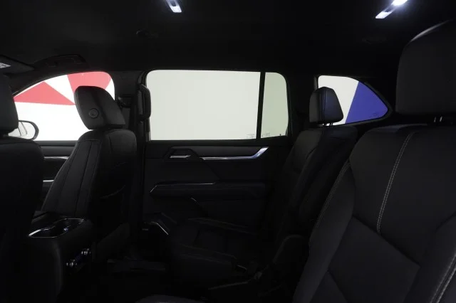 2026 GMC Acadia Elevation - Photo 22