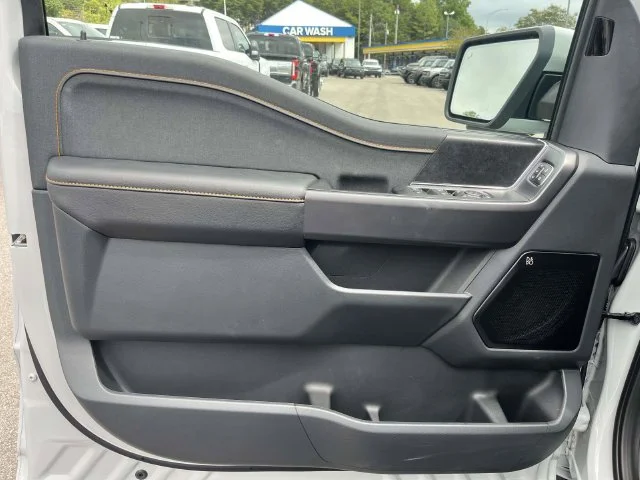 New 2026 White Ford Tremor image 12