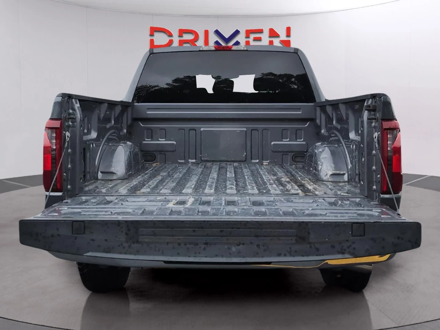 Used 2024 Carbonized Gray Ford XLT image 9