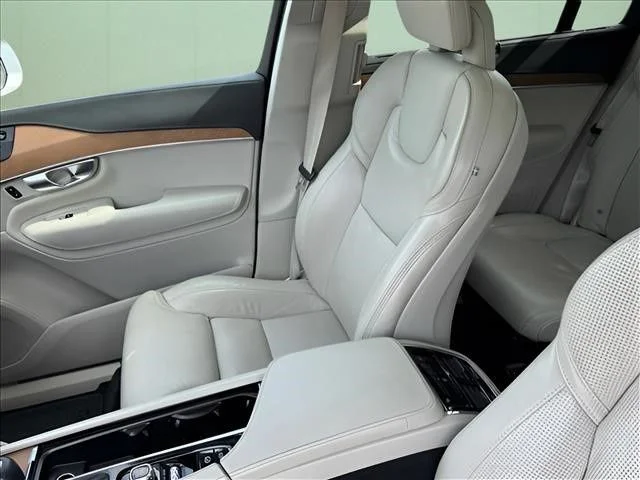 Used 2020 Silver Volvo T6 Inscription image 7