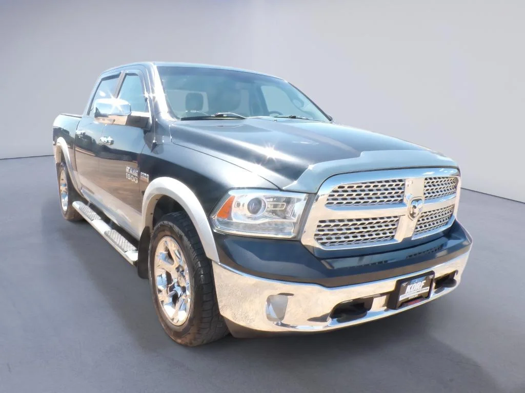Used 2016 Maximum Steel Metallic Clearcoat Ram Laramie image 3
