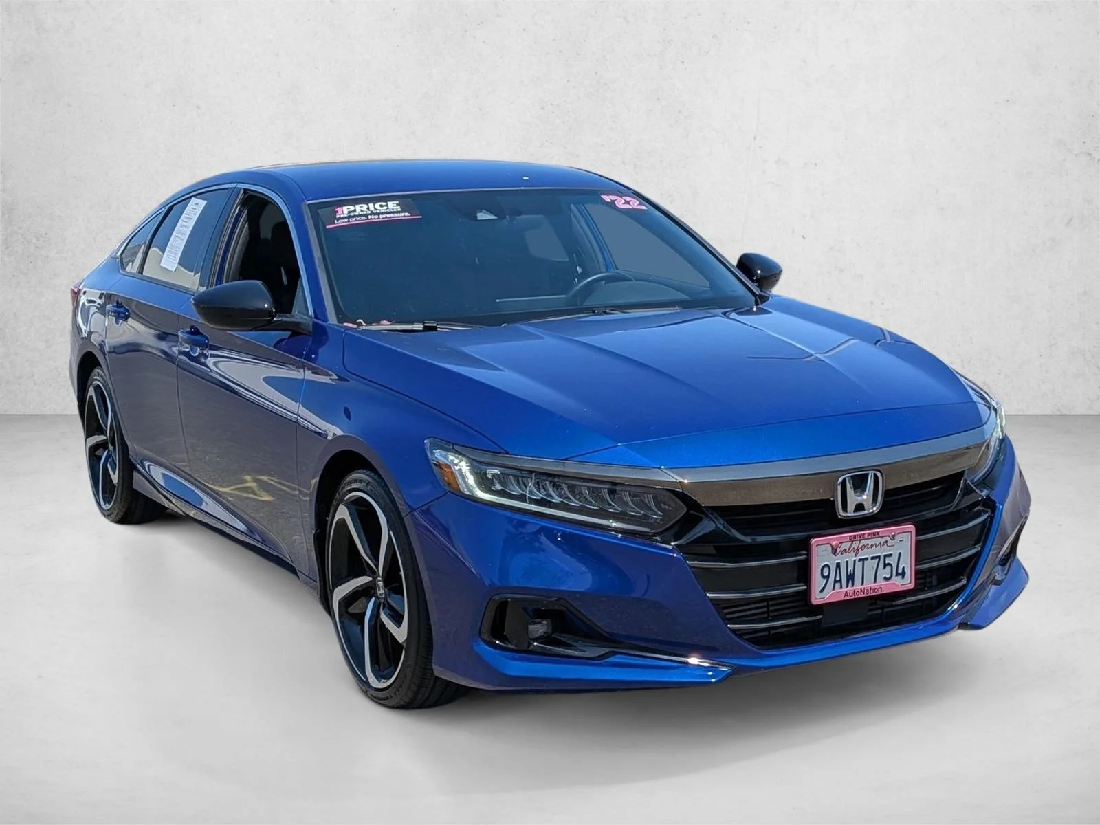 Used 2022 Still Night Pearl Honda Sport image 3