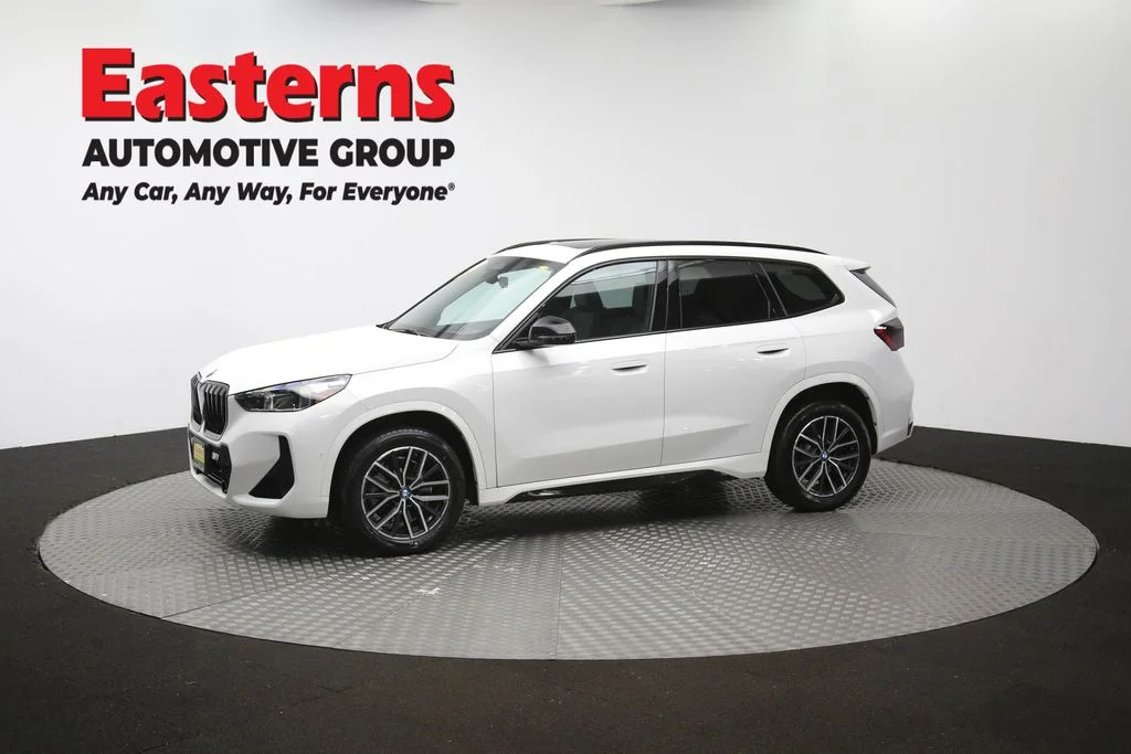 Used 2023 White BMW xDrive28i image 58