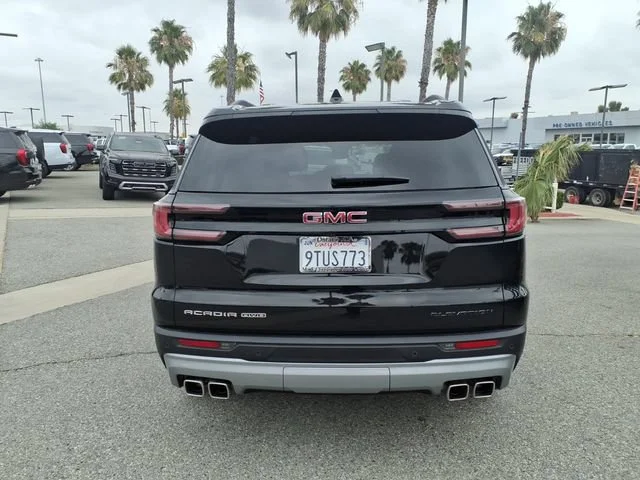 Used 2025 Ebony Twilight Metallic GMC Elevation image 5